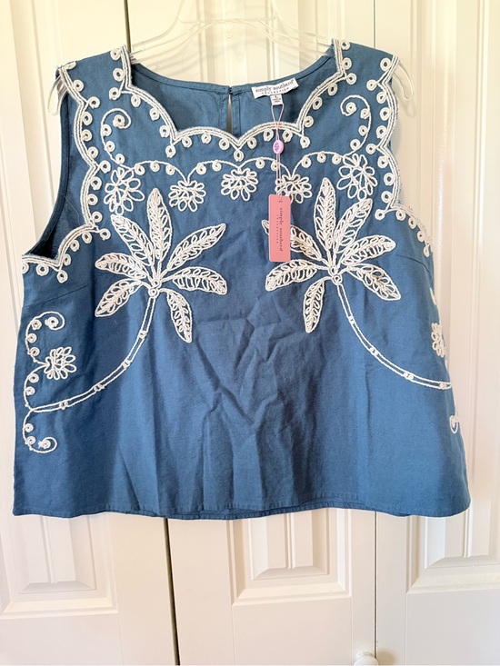 Simply Southern Tops - Simply Southern Blue Sleeveless Embroidered Palm Top